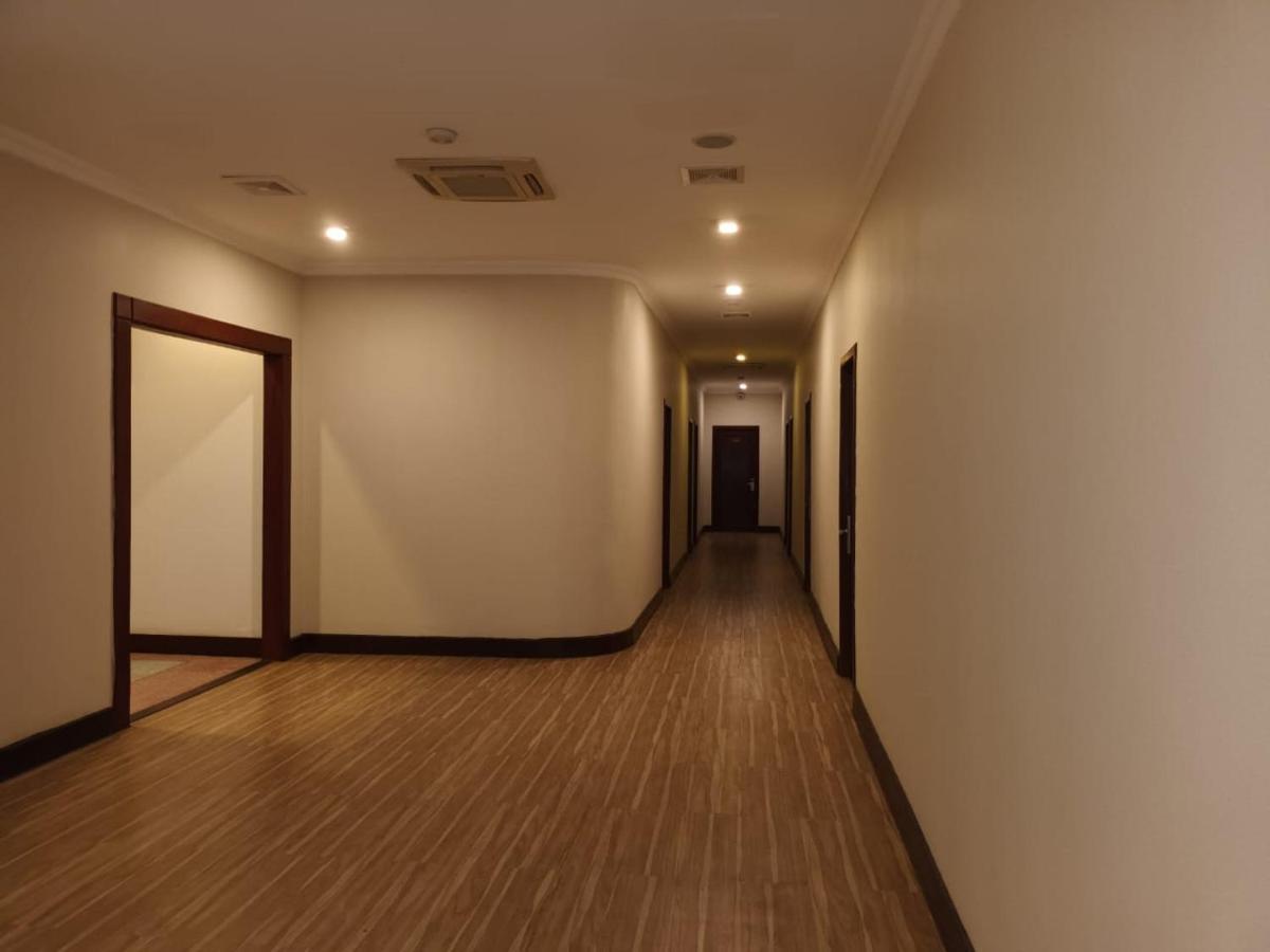Seasons Riverside Hotel Viêng Chăn Ngoại thất bức ảnh