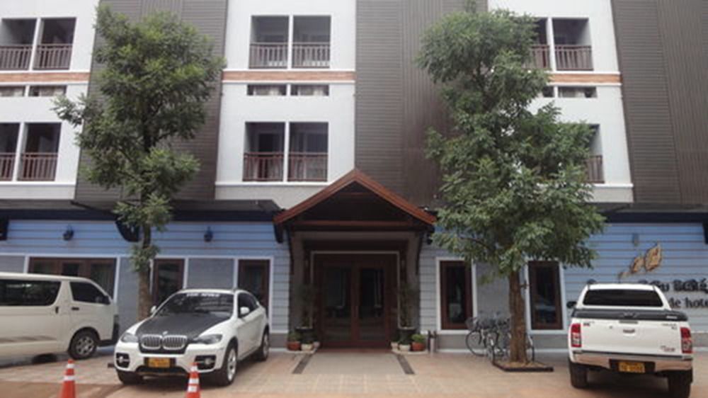 Seasons Riverside Hotel Viêng Chăn Ngoại thất bức ảnh