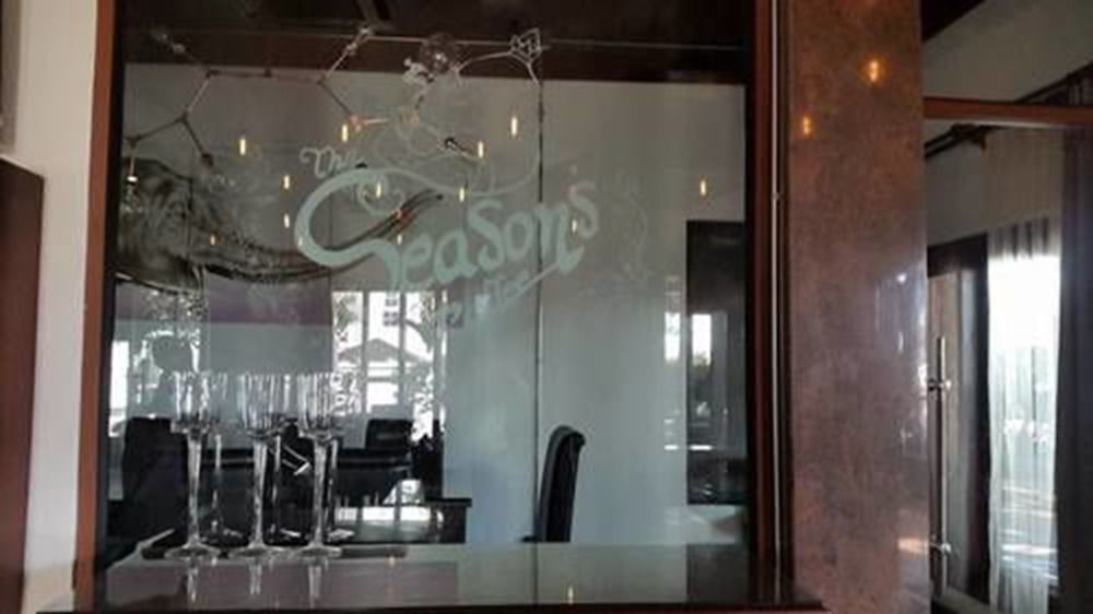 Seasons Riverside Hotel Viêng Chăn Ngoại thất bức ảnh