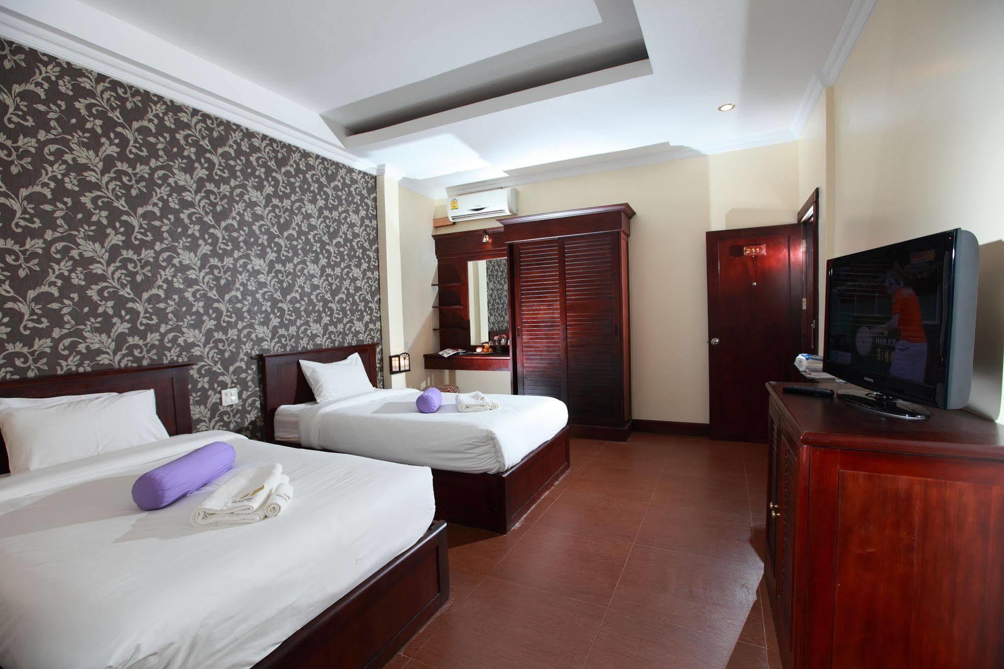 Seasons Riverside Hotel Viêng Chăn Ngoại thất bức ảnh