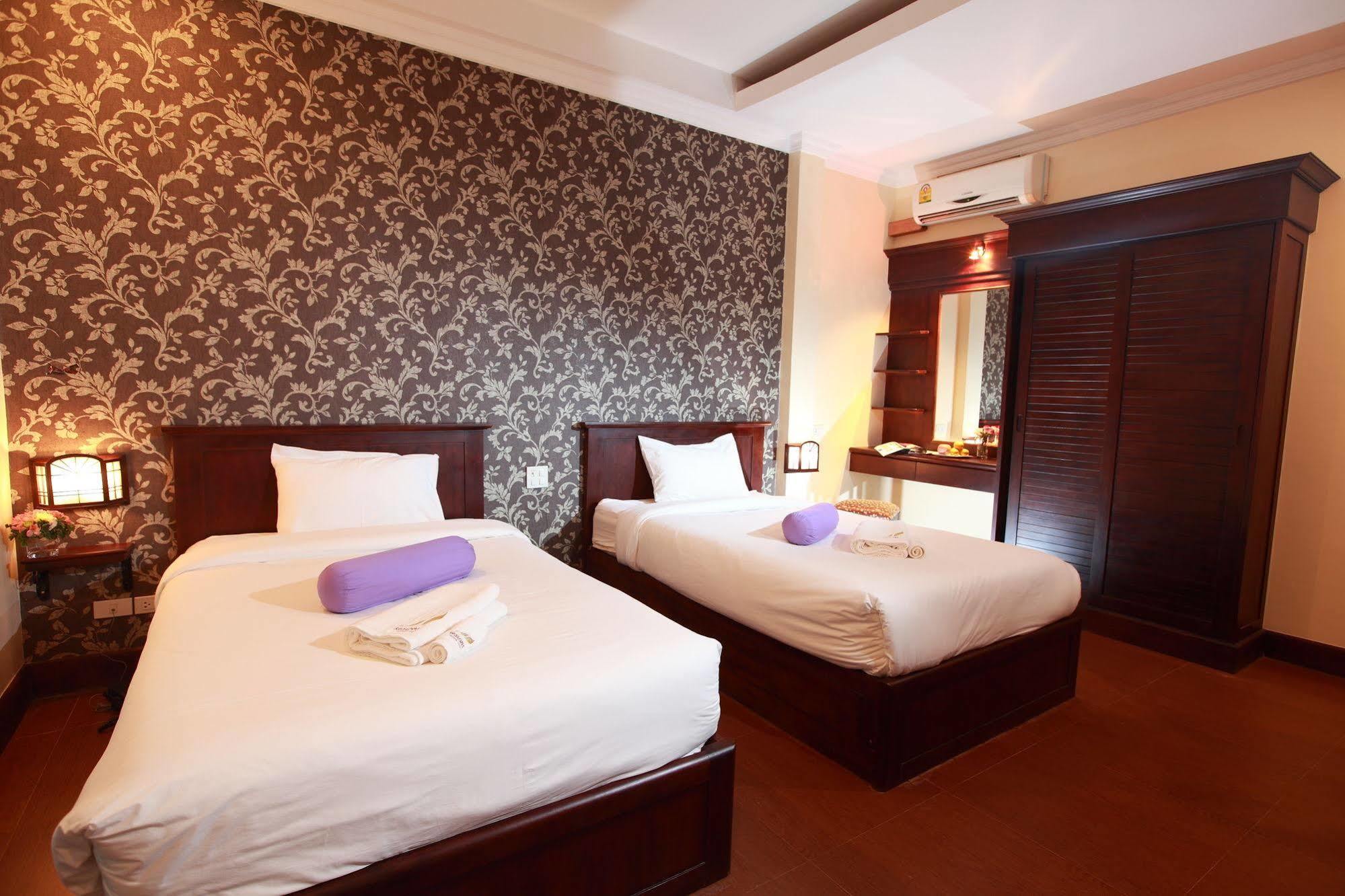 Seasons Riverside Hotel Viêng Chăn Ngoại thất bức ảnh